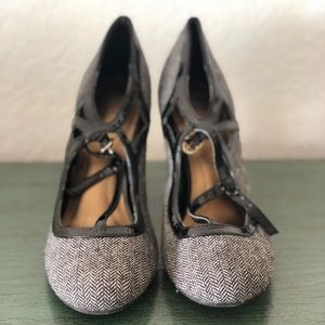 Dexflex Comfort T Strap Heels